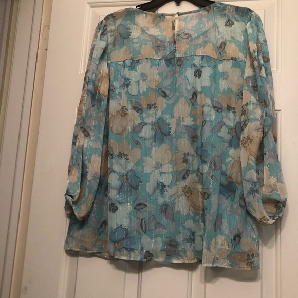 Sara Michelle Light Blue Floral Blouse - Picture 2 of 9